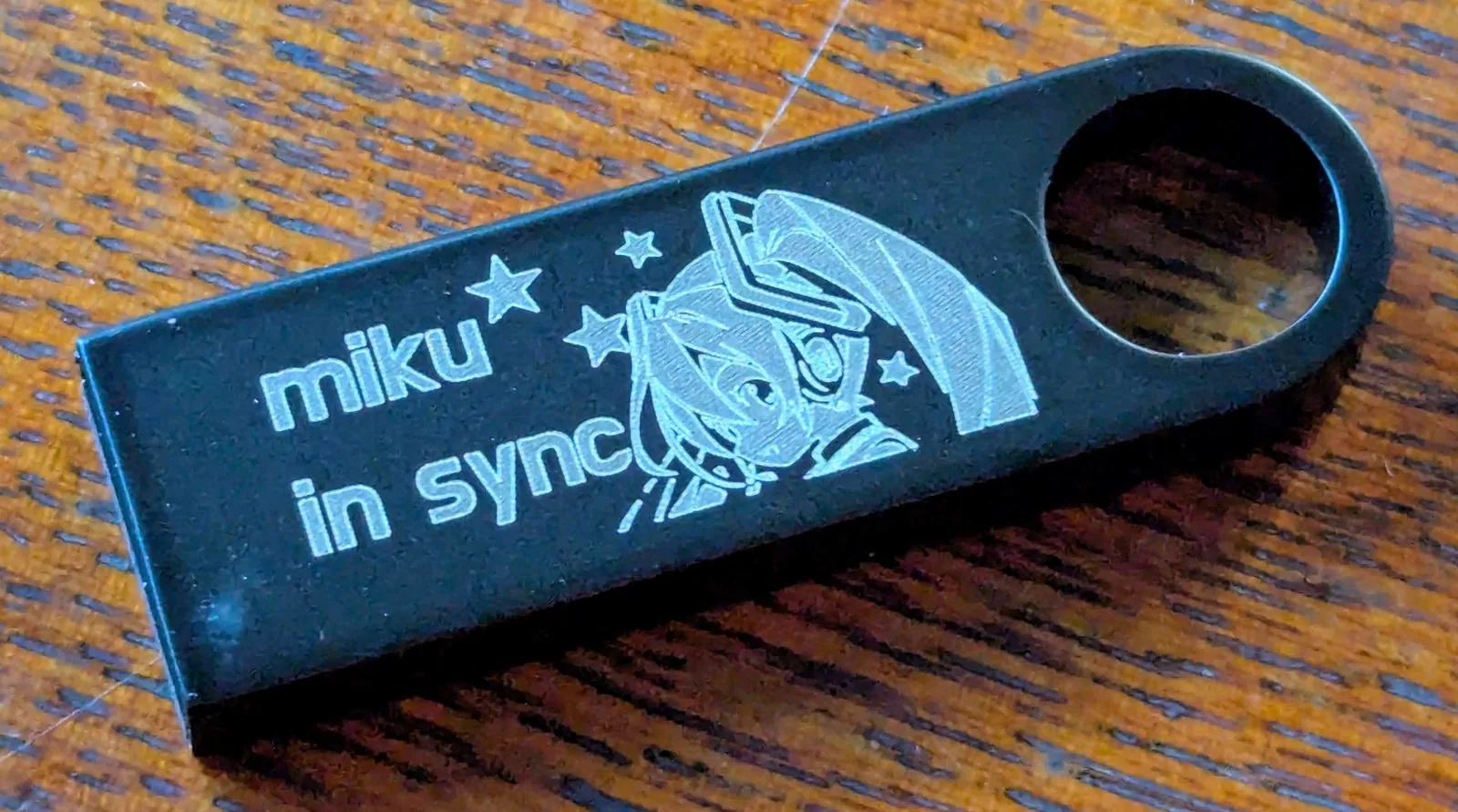 かわいくて　がんじょうな　USBめもり32GB の写真 1